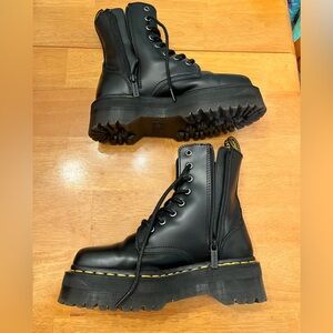 Dr Martens Jadon Smooth Leather Platform Boots EUC